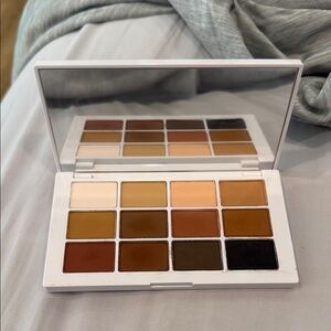 Makeup By Mario Master Mattes eyeshadow palette